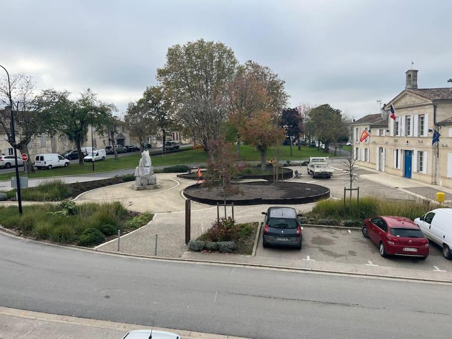 Belle Demeure Medocaine Charme Et Convivialite Lägenhet Saint-Julien-Beychevelle Exteriör bild